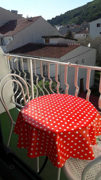 Apartments Villa Antony Дрвеник Екстериор снимка