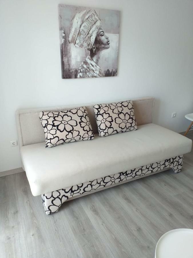 Apartments Villa Antony Дрвеник Екстериор снимка
